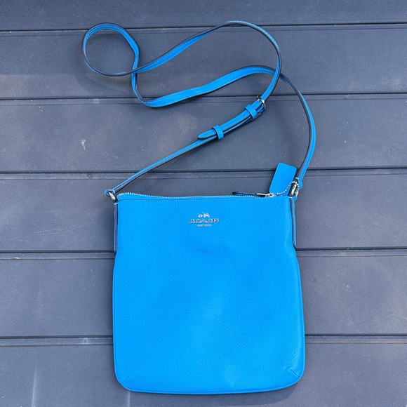 Coach crossbody - Picture 1 of 8